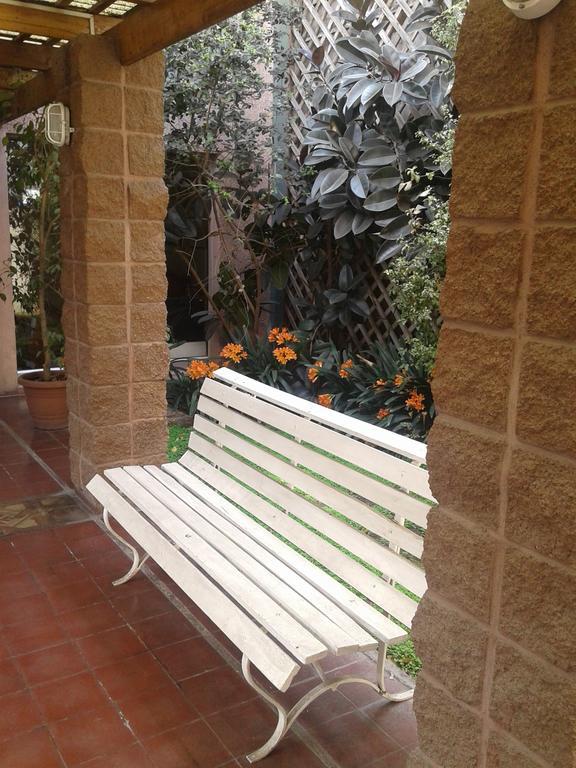 Hostal Americano Santiago Exterior foto